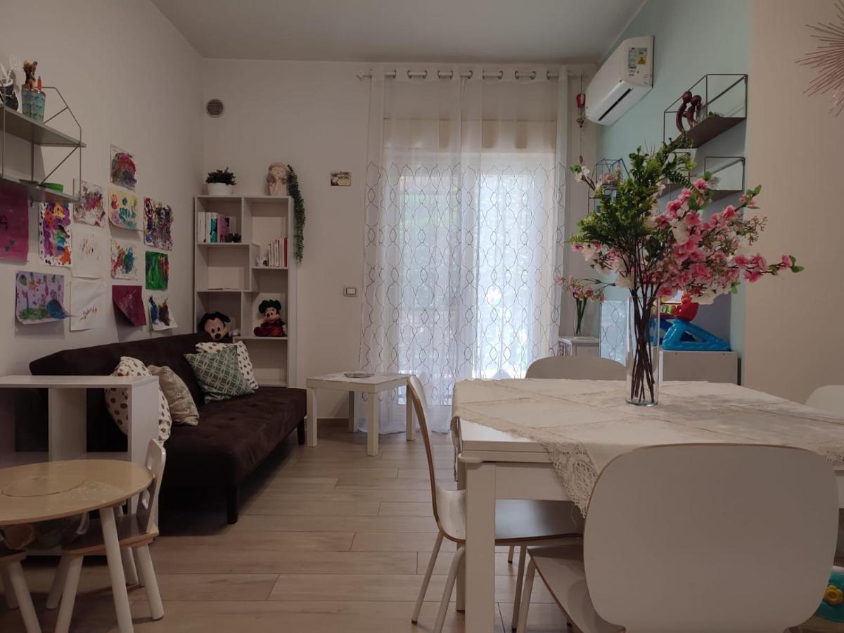 Appartamento Incantevole Con Parcheggio E Giardino Catania Exteriör bild